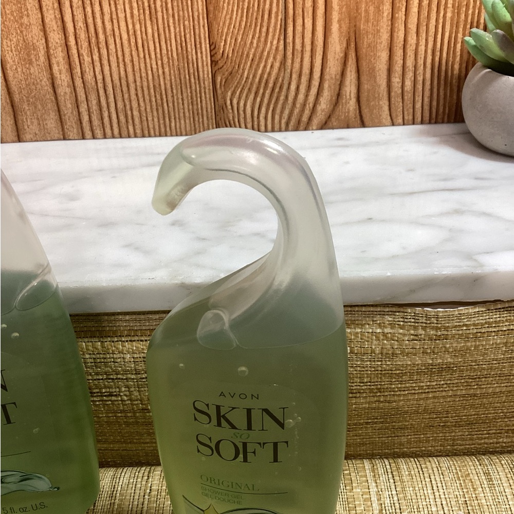 Avon Original Skin So Soft Bath Gel - Refreshing Green 5oz 4 Bottles - Picture 3 of 5
